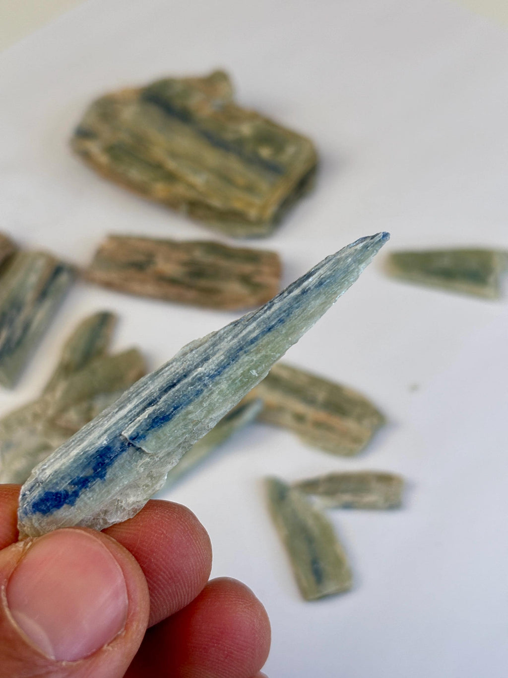 Green Kyanite Crystal Lot (245g) – Natural Blades with Blue Inclusions