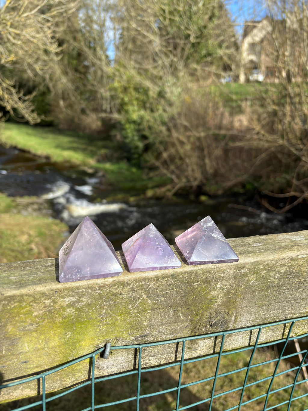Amethyst Crystal Pyramid 40mm | Purple Quartz Healing Stone | Sacred Geometry Energy Crystal | Meditation Decor