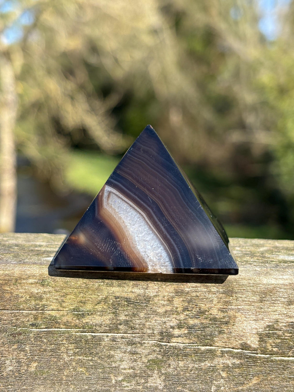 Agate Crystal Pyramid 46mm | Natural Grounding Stone | Sacred Geometry Healing Crystal | Polished Mineral Decor